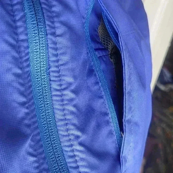 Brooks Jacket Womens Size Small Blue Athletic Lightweight Full Zip Running - Picture 10 of 12